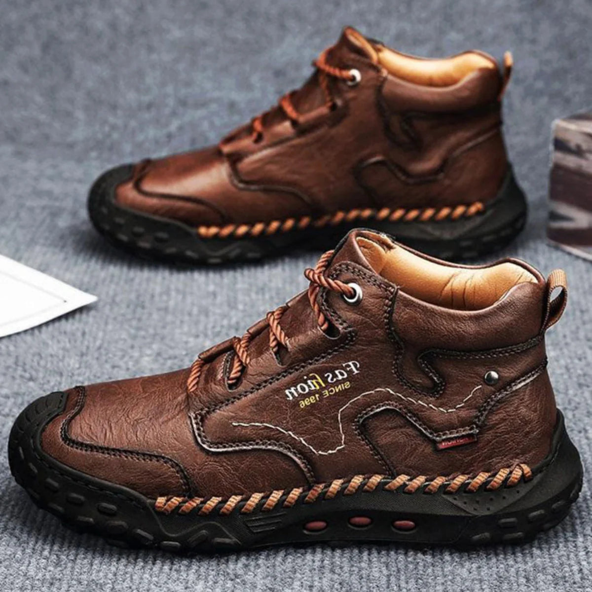 Men’s Ridgewalk Leather Ankle Boots – Outdoor Grip with Everyday Comfort